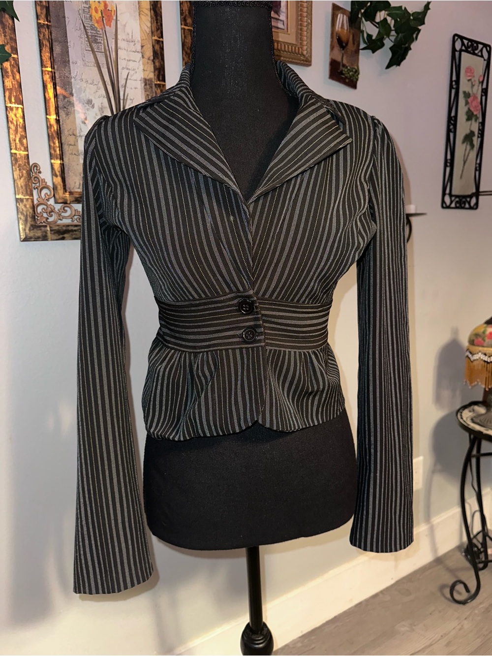 Vtg Blossom Women's Black Gray Pinstripe Waist-Button Tie Back Jacket Blazer, S